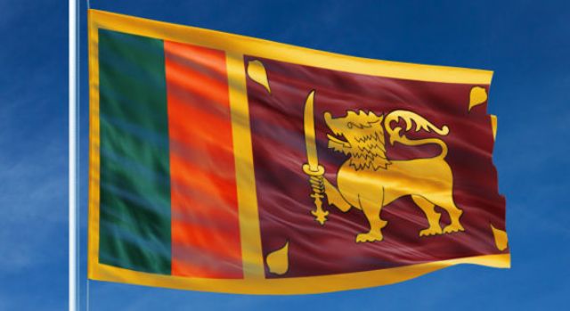Vlasti Shri Lanki otmenili platu za vizi