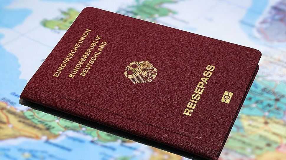 Германия паспорт